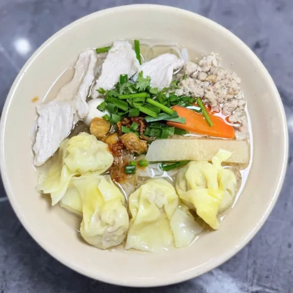 HOÀNH THÁNH