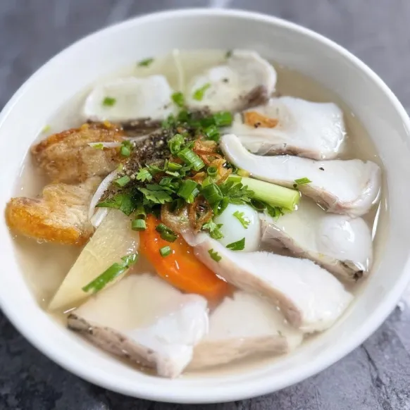 BÁNH CANH CÁ LÓC HẤP/CHIÊN