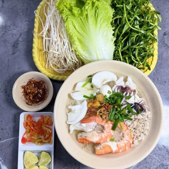 HẢI SẢN TÔM MỰC